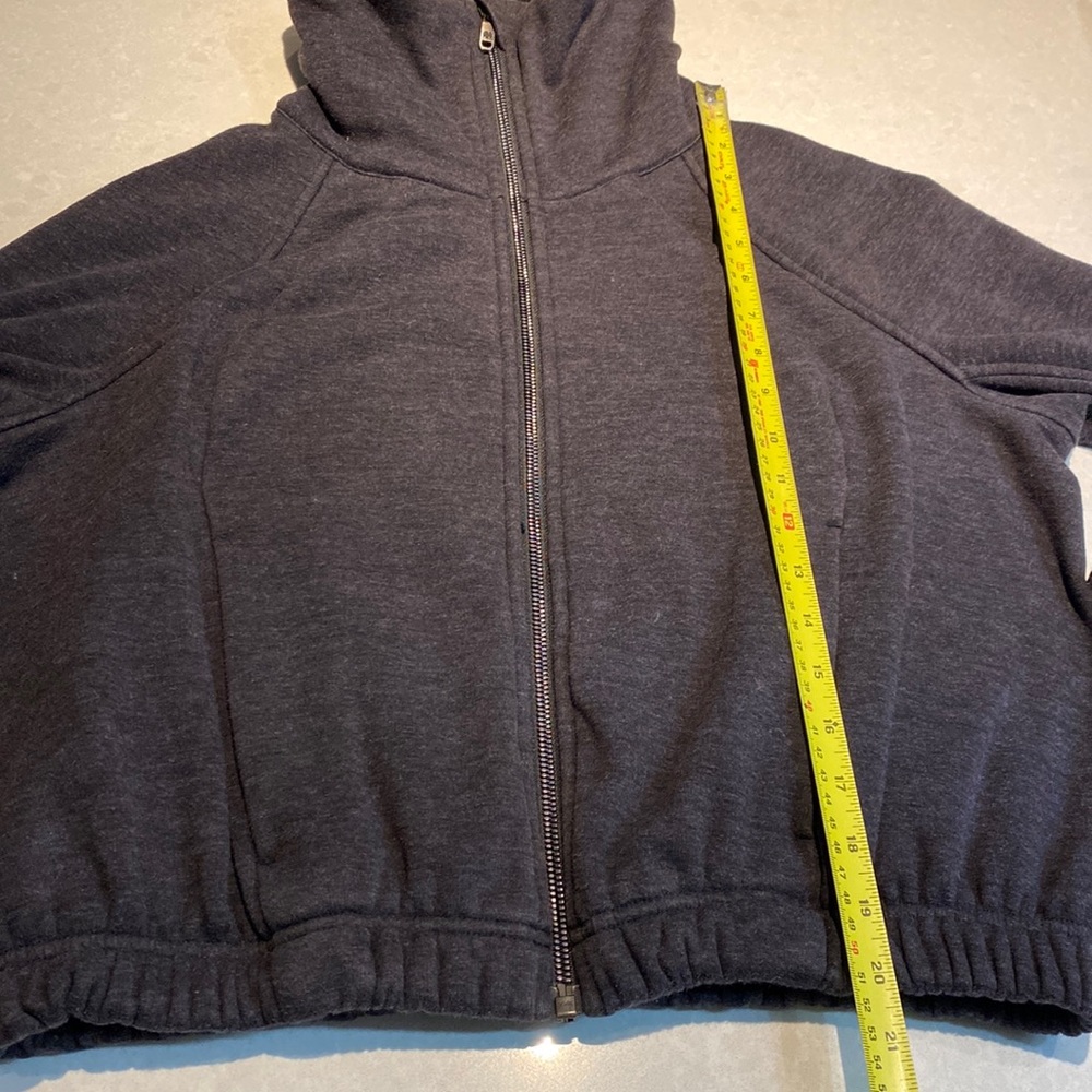 Lululemon Plush Times Jacket Heathered grey Core Black size 8 ⭐️⭐️⭐️⭐️ - Picture 14 of 16